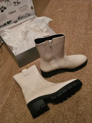 Botines Gabor piel talla 44 (Nuevos)