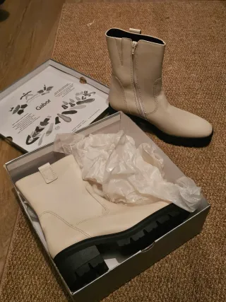 Botines Gabor piel talla 44 (Nuevos)