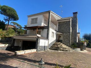 Chalet en alquiler en Puigventós en Lloret de Mar