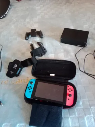 Nintendo Switch Azul/Rojo + Accesorios