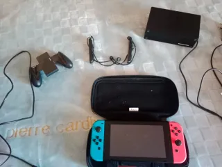 Nintendo Switch Azul/Rojo + Accesorios