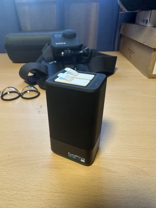 GoPro MAX con accessori e batterie