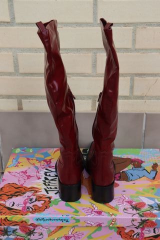 NUEVAS Botas Jeffrey Campbell Rojas Talla 7 (37.5)