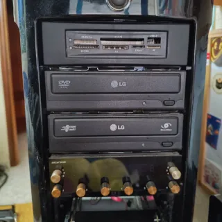 Torre Ordenador *Leer*