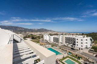 Ático en alquiler en El Faro de Calaburra - Chaparral en Mijas