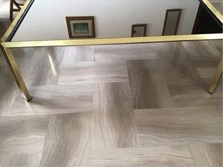 Tavolino da salotto con base specchio