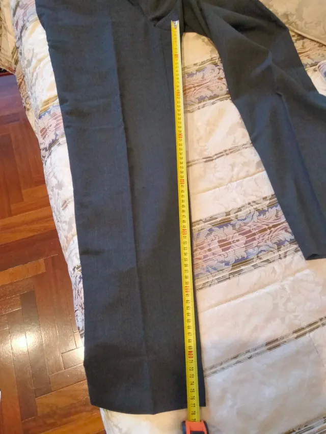 Pantaloni classici uomo grigio scuro