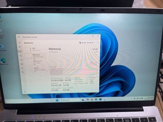 Portátil Intel Celeron 15.6 12GB RAM SSD P2
