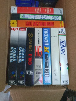 Cassette VHS - Action, Comedy, Drama