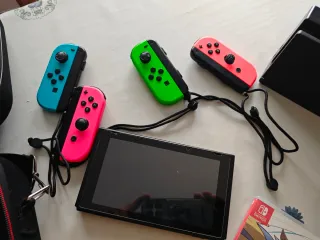 Pack Nintendo Switch + Juegos y Accesorios