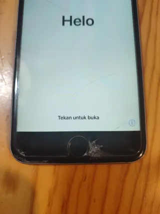 iPhone 6s Plus - 16GB - Funzionante (Schermo rotto)