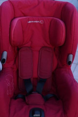Cadeira Auto Bébé Confort Axiss Grupo 1 - 9 a 18kg