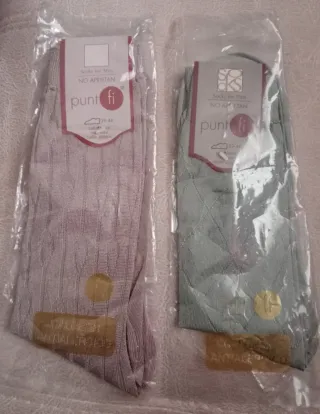 Calcetines Punt Fi Hombre marrón y Verde, claros.