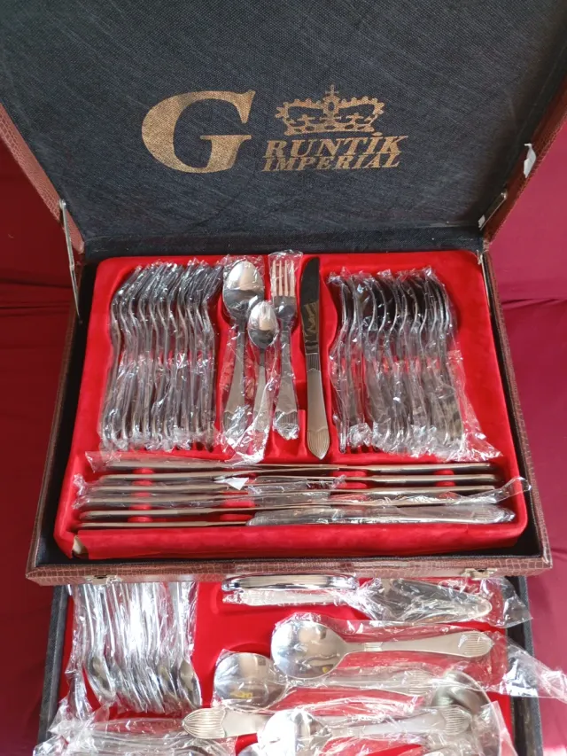 Cubertería 72 piezas