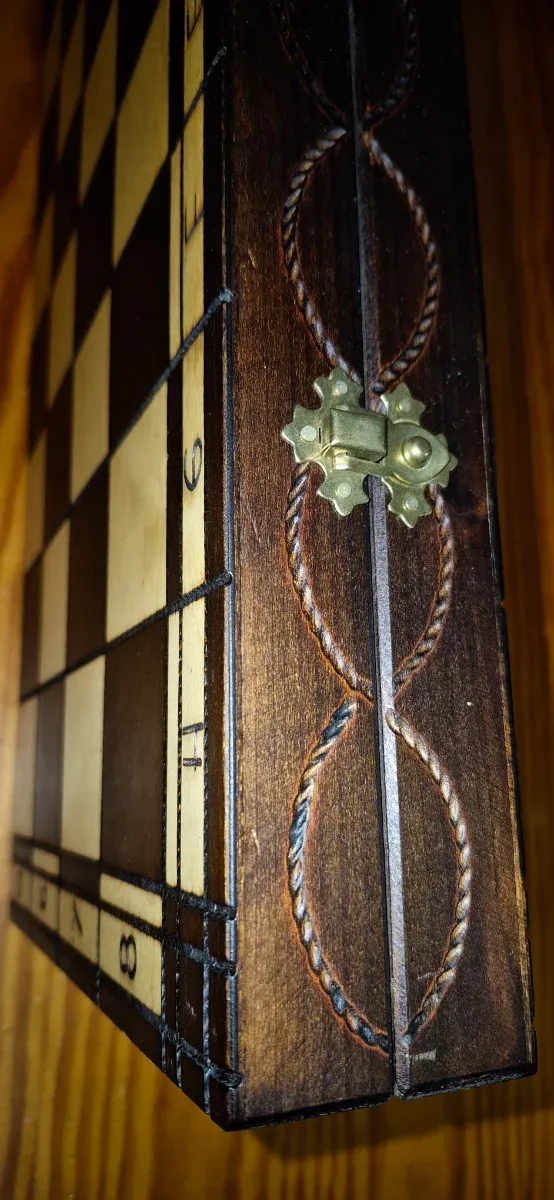 Precioso Ajedrez de madera