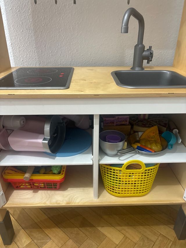 Cocina infantil de madera