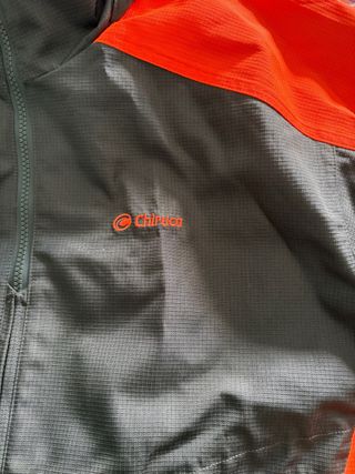 Chaqueta Chiruca caza gris y naranja