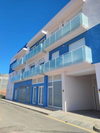 Garaje en alquiler en Deltebre