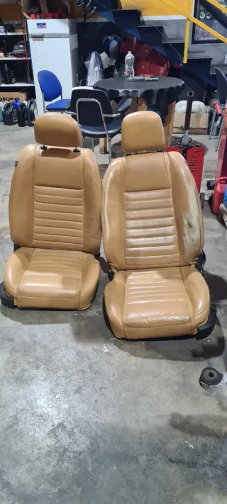 Asientos Delanteros Ford Mustang S197