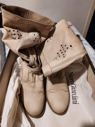 Stivali morbidi Nero Giardini beige