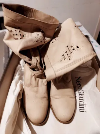 Stivali morbidi Nero Giardini beige