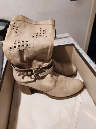 Stivali morbidi Nero Giardini beige