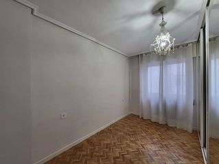 Piso en alquiler en Centro Ciudad en León