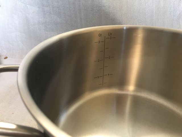 Pentola professionale in  Acciaio Inox  20cm 3 lit
