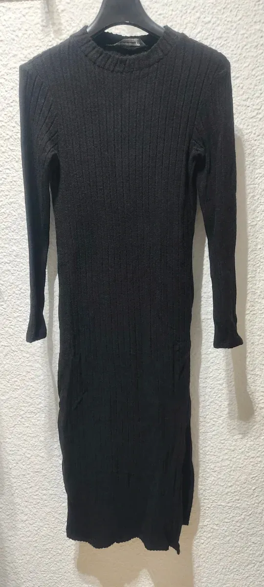 Vestido largo negro Stradivarius Talla S