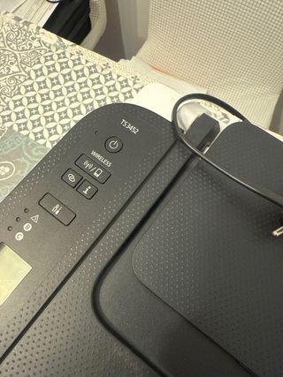 Impresora Canon PIXMA Negra y Blanca+ cartuchos