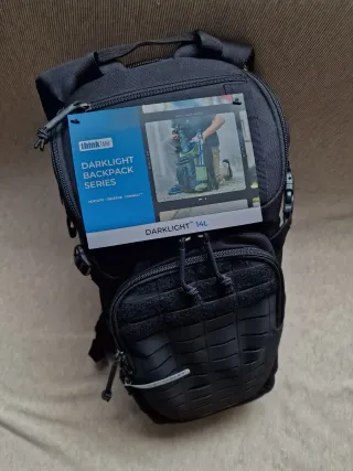 Think Tank DarkLight 14L Zaino Nero