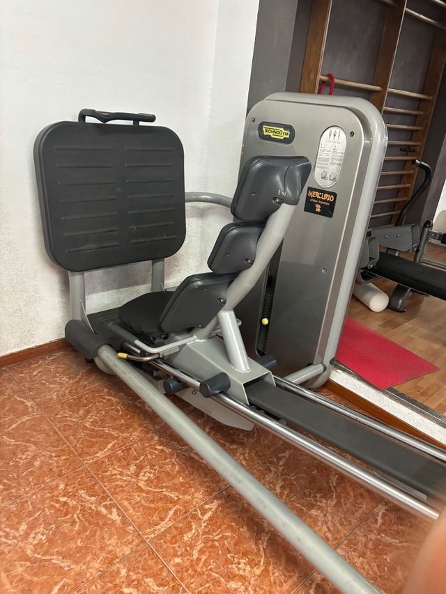 Máquinas de gimnasio Technogym