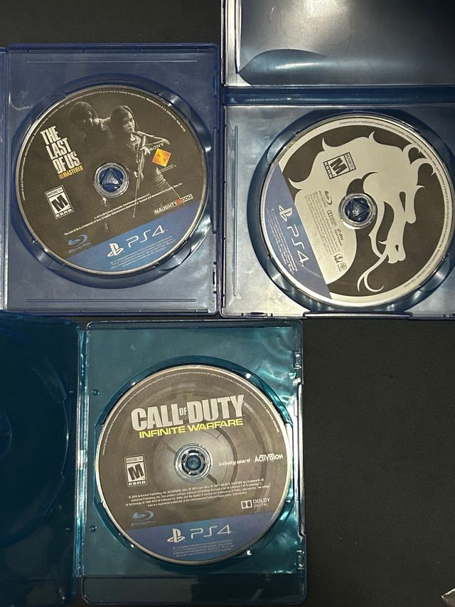 PS4 Juegos: The Last of Us, MK11, CoD IW