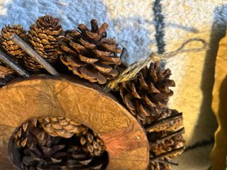 Ghirlanda Natalizia Pigne e Bacche