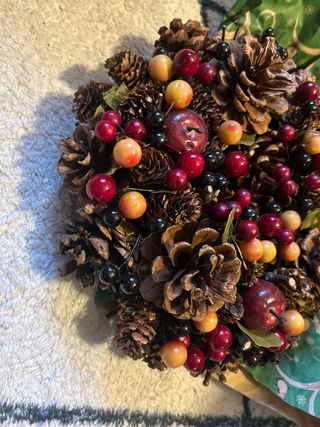 Ghirlanda Natalizia Pigne e Bacche