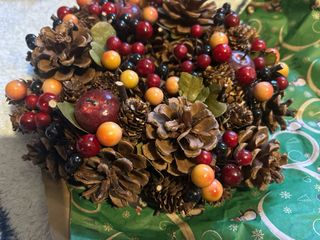 Ghirlanda Natalizia Pigne e Bacche