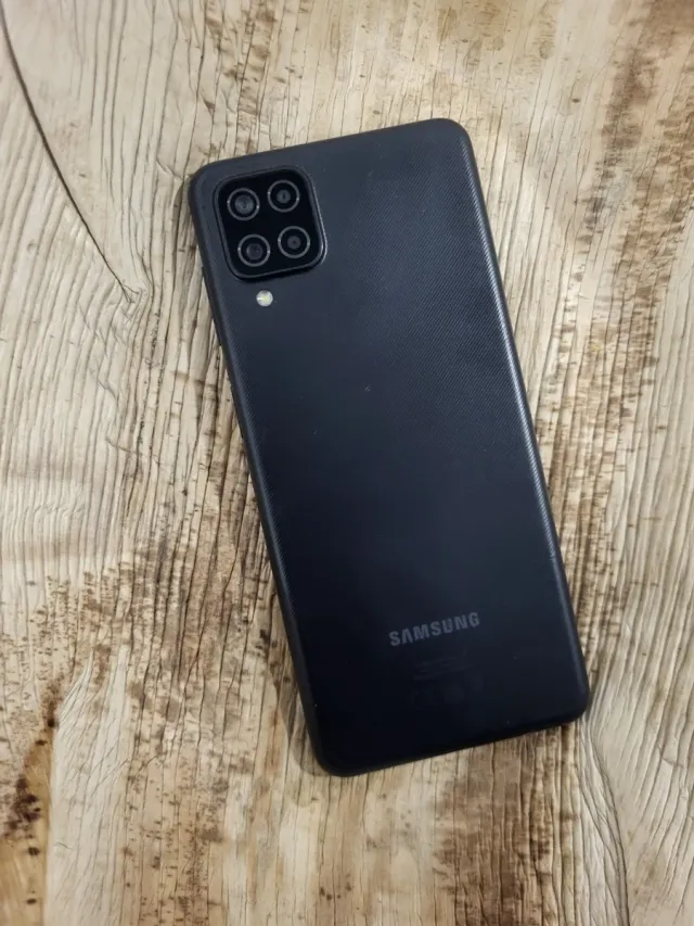 Samsung A12 per parti