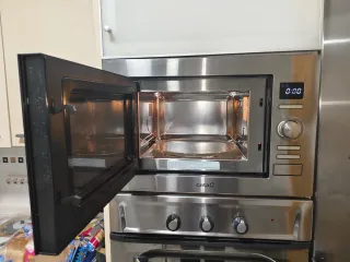 Microondas encastrable Cata inox 60×39 – impecable
