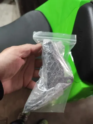 Candado para casco de moto