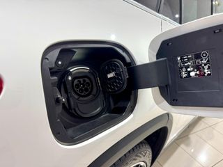 Mercedes-Benz GLA (H247) 2021