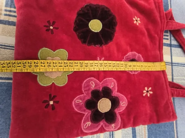 Bolso de terciopelo con flores