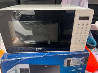 Microondas Beko 20L