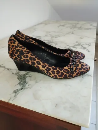 Scarpe tacco 5cm leopardate Bandolino