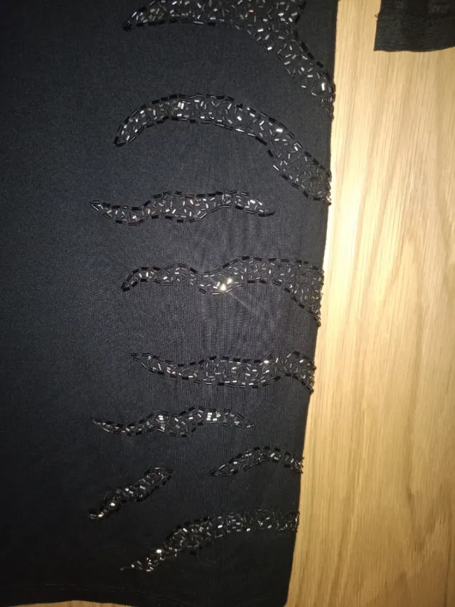 Vestido fiesta negro con pedrería