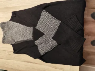 Jersey Desigual Negro y Gris