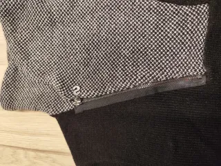 Jersey Desigual Negro y Gris