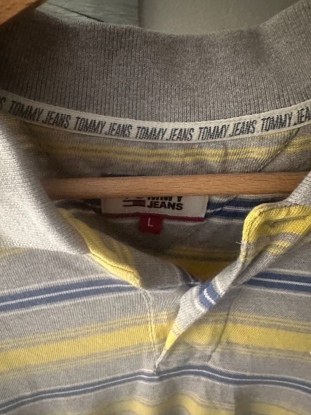 Polo Tommy Jeans Listrado Tamanho L