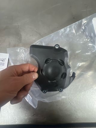 Protector piñón KTM 60030060044