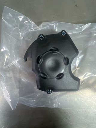 Protector piñón KTM 60030060044