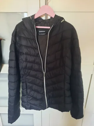 Chaqueta Pull&Bear ,stradivarius....negra,blanca,v